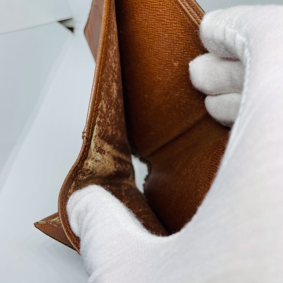 Louis Vuitton Bi fold wallet - Picture 5 of 8